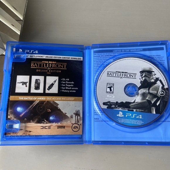 Star Wars Battlefront -- Deluxe Edition (Sony PlayStation 4, 2015) - Picture 4 of 6